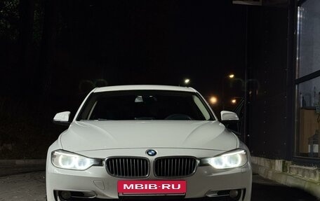 BMW 3 серия, 2012 год, 1 350 000 рублей, 15 фотография