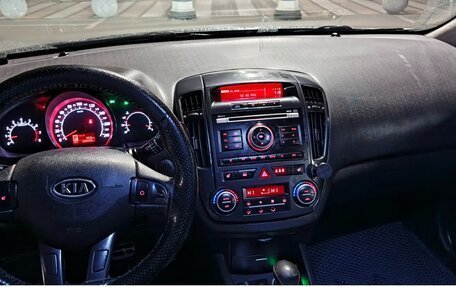 KIA cee'd I рестайлинг, 2011 год, 700 000 рублей, 10 фотография