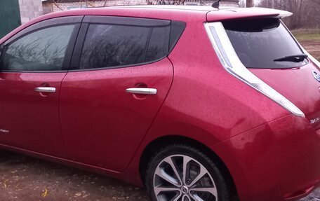 Nissan Leaf I, 2012 год, 750 000 рублей, 10 фотография