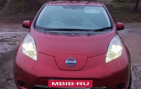 Nissan Leaf I, 2012 год, 750 000 рублей, 8 фотография