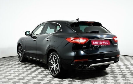 Maserati Levante I, 2017 год, 5 240 000 рублей, 7 фотография