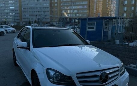 Mercedes-Benz C-Класс, 2013 год, 2 100 000 рублей, 3 фотография