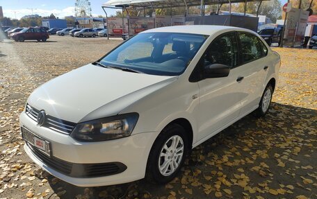 Volkswagen Polo VI (EU Market), 2013 год, 780 000 рублей, 3 фотография