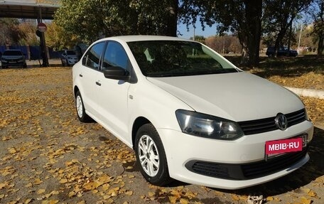 Volkswagen Polo VI (EU Market), 2013 год, 780 000 рублей, 2 фотография