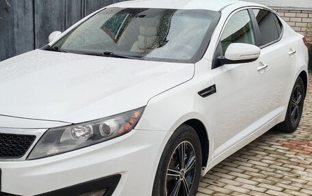 KIA Optima III, 2013 год, 1 550 000 рублей, 2 фотография