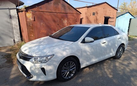 Toyota Camry, 2017 год, 2 850 000 рублей, 4 фотография