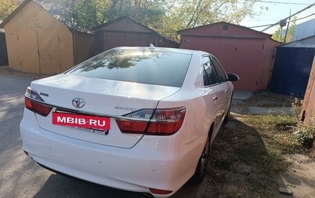 Toyota Camry, 2017 год, 2 850 000 рублей, 5 фотография