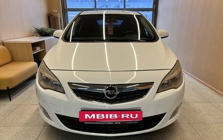 Opel Astra J, 2012 год, 960 000 рублей, 2 фотография