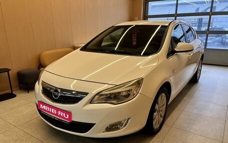 Opel Astra J, 2012 год, 960 000 рублей, 4 фотография