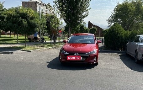 Hyundai Elantra VI рестайлинг, 2019 год, 1 720 000 рублей, 8 фотография