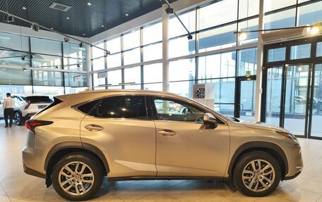 Lexus NX I, 2017 год, 2 745 000 рублей, 2 фотография