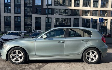 BMW 1 серия, 2007 год, 900 000 рублей, 6 фотография