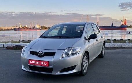 Toyota Auris II, 2009 год, 650 000 рублей, 1 фотография