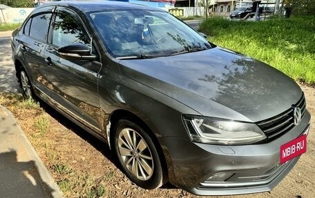 Volkswagen Jetta VI, 2017 год, 1 330 000 рублей, 2 фотография