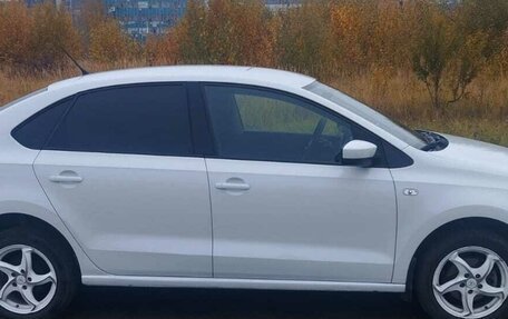 Volkswagen Polo VI (EU Market), 2015 год, 935 000 рублей, 4 фотография