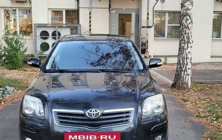 Toyota Avensis III рестайлинг, 2006 год, 980 000 рублей, 2 фотография