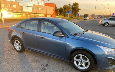 Chevrolet Cruze II, 2013 год, 900 000 рублей, 2 фотография