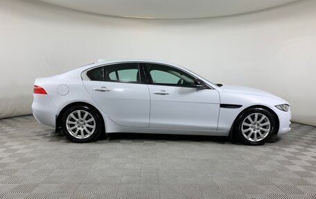 Jaguar XE I рестайлинг, 2017 год, 2 099 000 рублей, 4 фотография