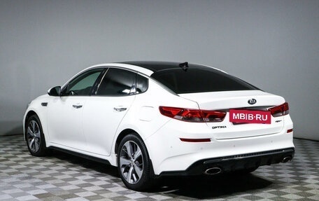 KIA Optima IV, 2018 год, 2 040 000 рублей, 7 фотография