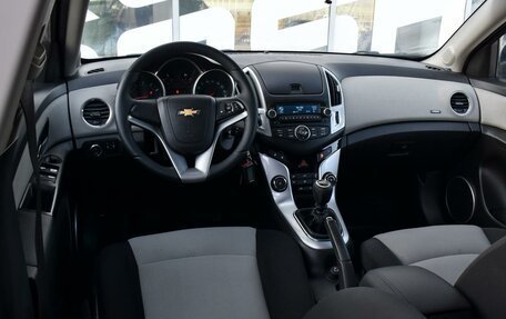 Chevrolet Cruze II, 2013 год, 889 000 рублей, 6 фотография