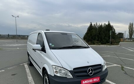 Mercedes-Benz Vito, 2011 год, 2 050 000 рублей, 2 фотография