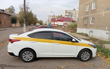 Hyundai Solaris II рестайлинг, 2020 год, 1 300 000 рублей, 4 фотография