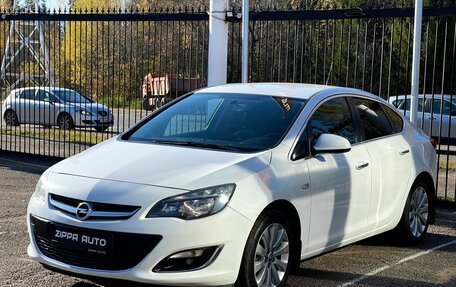 Opel Astra J, 2014 год, 1 129 000 рублей, 3 фотография