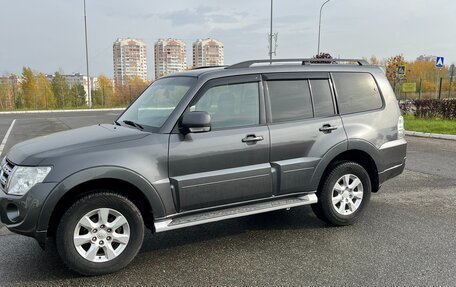 Mitsubishi Pajero IV, 2012 год, 2 350 000 рублей, 2 фотография