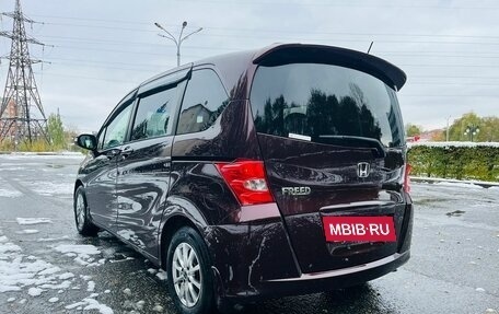 Honda Freed I, 2010 год, 1 259 000 рублей, 8 фотография