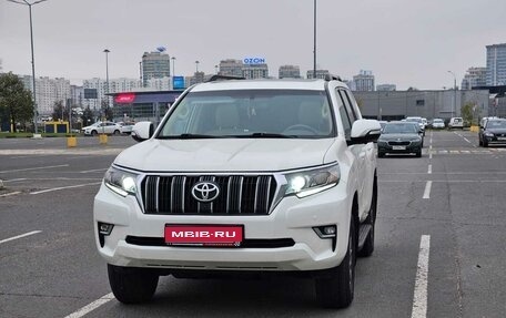 Toyota Land Cruiser Prado 150 рестайлинг 2, 2021 год, 5 500 000 рублей, 1 фотография