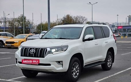 Toyota Land Cruiser Prado 150 рестайлинг 2, 2021 год, 5 500 000 рублей, 10 фотография