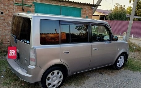 Toyota bB I рестайлинг, 2004 год, 585 000 рублей, 8 фотография