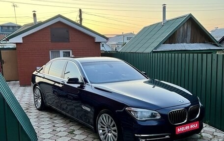 BMW 7 серия, 2012 год, 2 950 000 рублей, 1 фотография