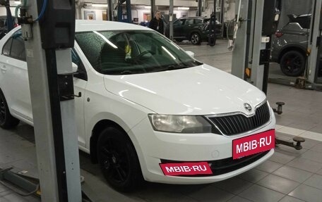 Skoda Rapid I, 2015 год, 980 000 рублей, 2 фотография