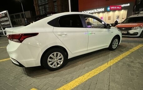 Hyundai Solaris II рестайлинг, 2019 год, 1 399 000 рублей, 13 фотография