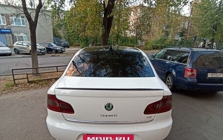 Skoda Superb III рестайлинг, 2011 год, 1 100 000 рублей, 12 фотография