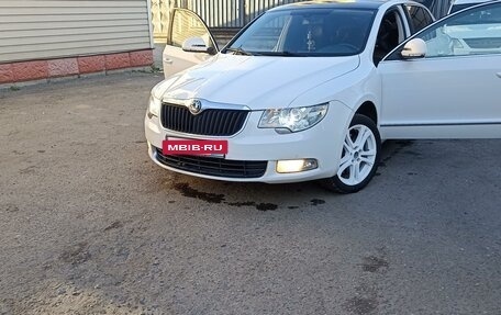 Skoda Superb III рестайлинг, 2011 год, 1 100 000 рублей, 9 фотография