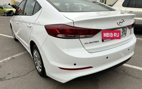 Hyundai Elantra VI рестайлинг, 2018 год, 1 900 000 рублей, 7 фотография