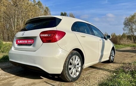 Mercedes-Benz A-Класс, 2014 год, 1 560 000 рублей, 2 фотография