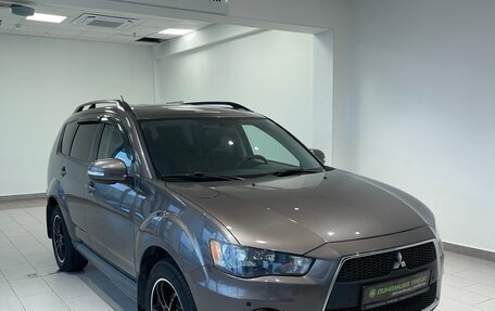 Mitsubishi Outlander III рестайлинг 3, 2011 год, 1 293 000 рублей, 3 фотография