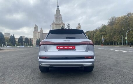 Audi e-tron I, 2019 год, 4 900 000 рублей, 4 фотография