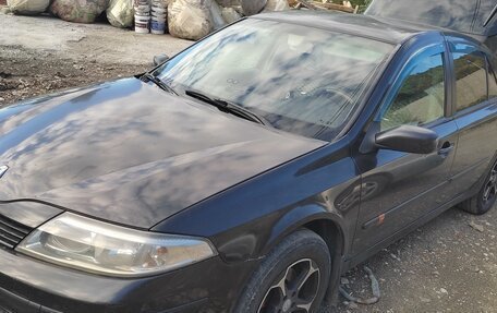 Renault Laguna II, 2003 год, 550 000 рублей, 3 фотография