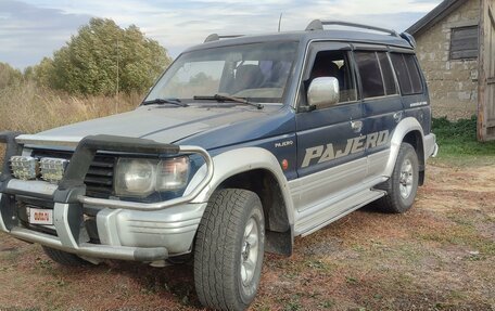 Mitsubishi Pajero III рестайлинг, 1993 год, 750 000 рублей, 2 фотография