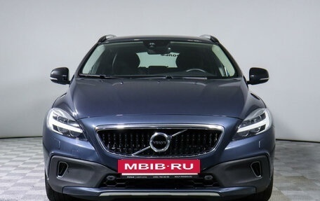 Volvo V40 Cross Country I, 2019 год, 2 430 000 рублей, 2 фотография