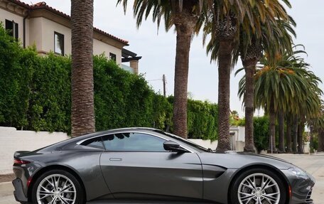 Aston Martin V8 Vantage IV, 2021 год, 19 405 858 рублей, 3 фотография