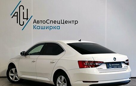 Skoda Superb III рестайлинг, 2016 год, 1 729 000 рублей, 4 фотография