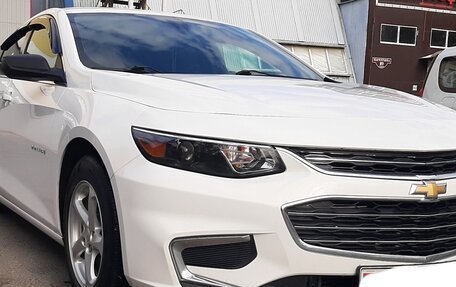 Chevrolet Malibu IX, 2018 год, 1 699 000 рублей, 3 фотография