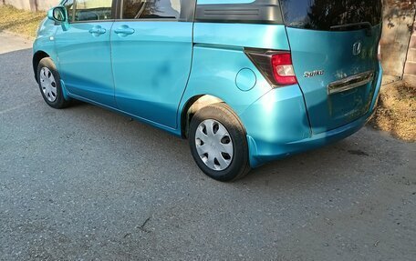 Honda Freed I, 2010 год, 1 060 000 рублей, 4 фотография