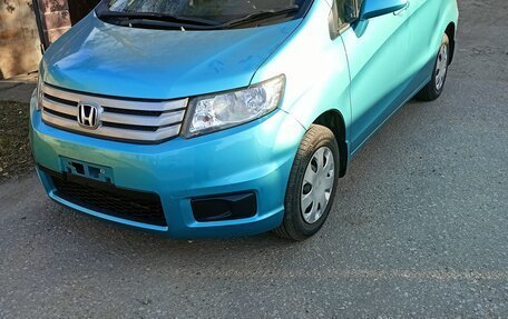 Honda Freed I, 2010 год, 1 060 000 рублей, 3 фотография