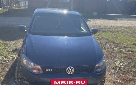 Volkswagen Polo VI (EU Market), 2012 год, 900 000 рублей, 2 фотография